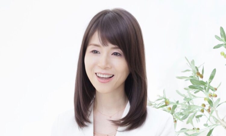 藤井 みゆきさんの右写真